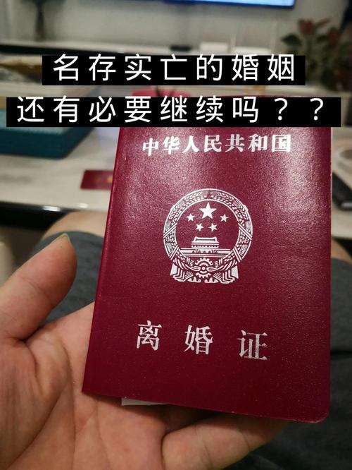 身边考证一族增多，老张夫妇无奈踏上考证路的经历