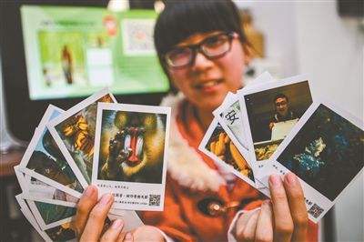 街头小吃摆摊技巧_2025地摊暴利新产品视_夏季热门甜品地摊生意