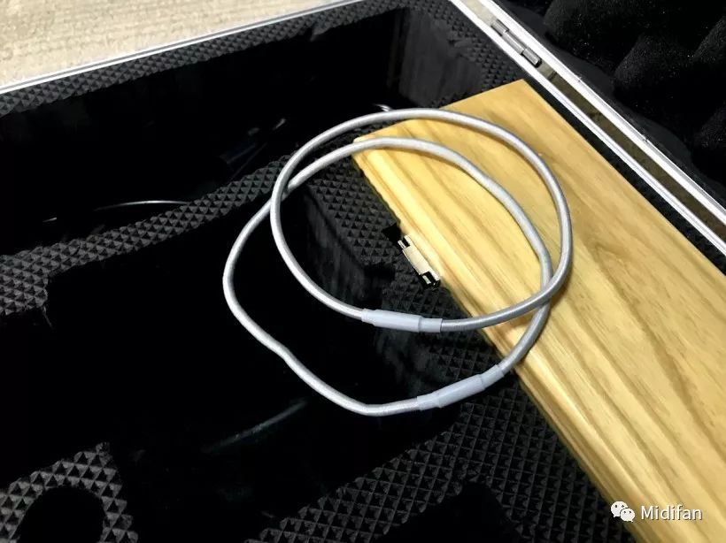 万元电子管话放推荐_电子管谐波理论_电子管设备优势