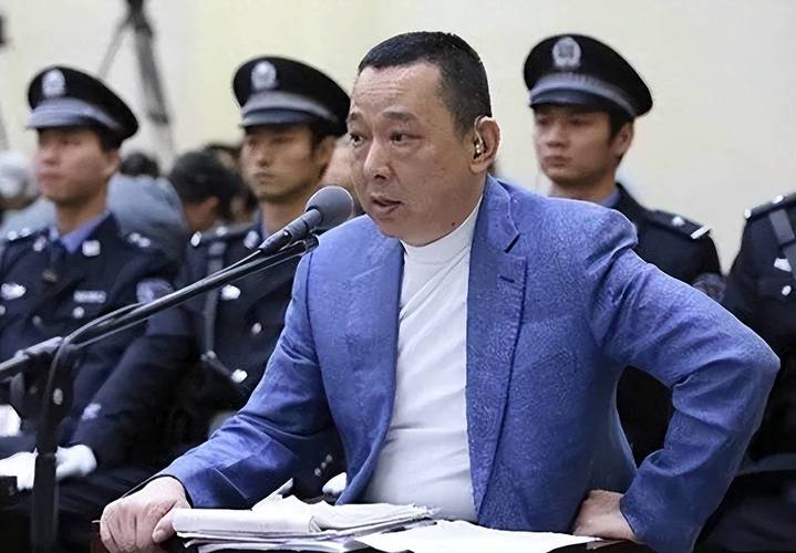 中国首富 光伏产业 刘汉 汉龙集团_汉龙集团现在谁接管