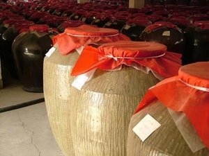 化妆品暴利行业分析_日用品行业暴利分析_中国十大赚钱行业排名